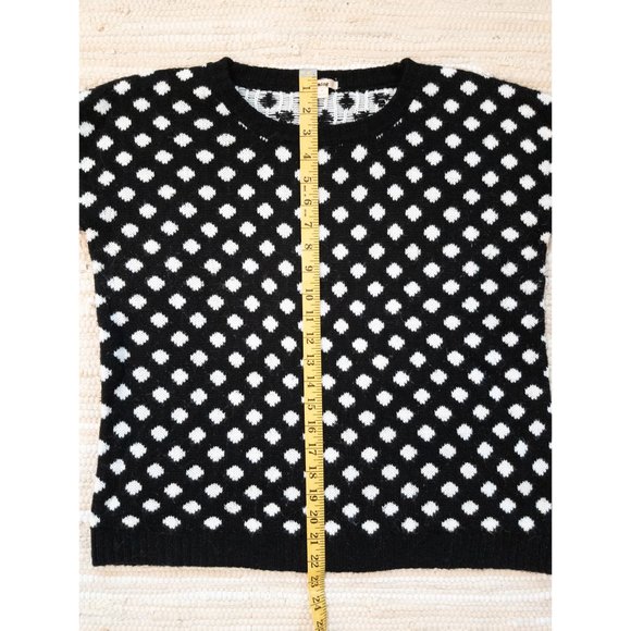 Black and White Polka Dot Cozy Knit Crewneck Sweater in Size S - Picture 7 of 10